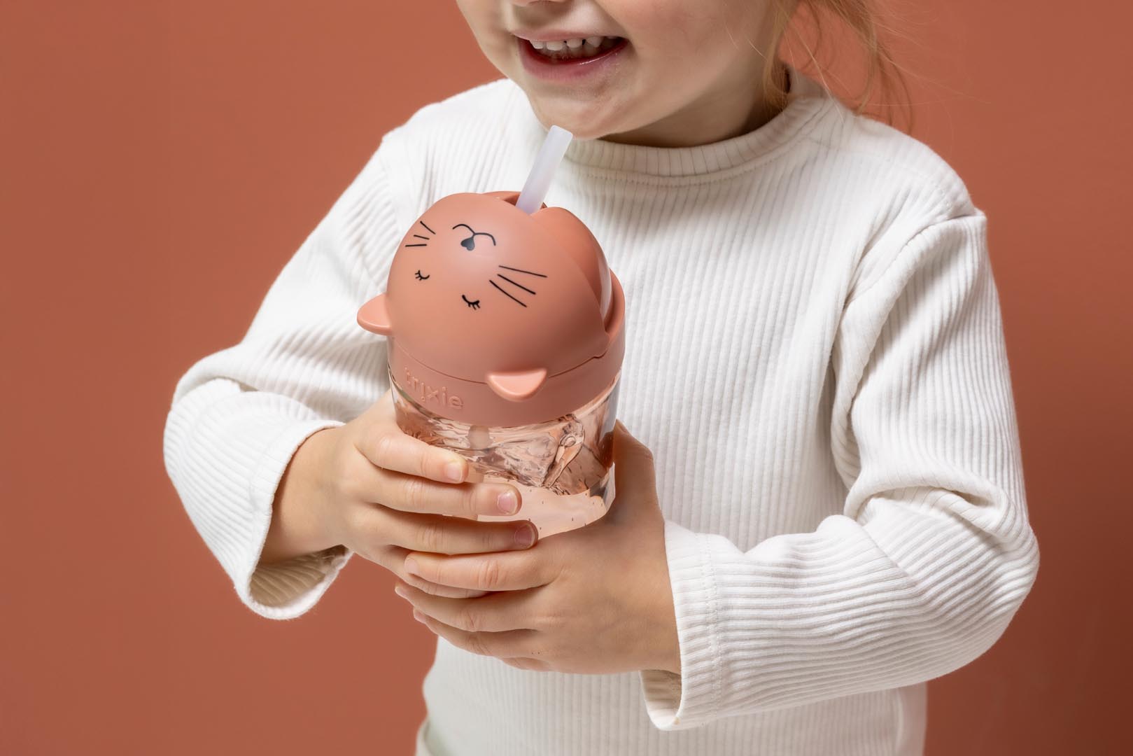 Vaso con pajita - Mrs. Cat